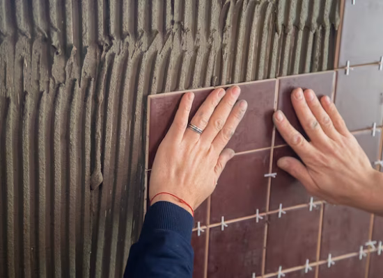 master puts tile wall selective focus 511072 1365 1.avif